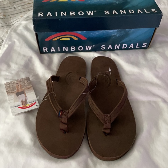 NWT Rainbow flip flop - Picture 4 of 4